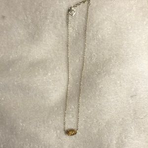 Kendra Scott necklace